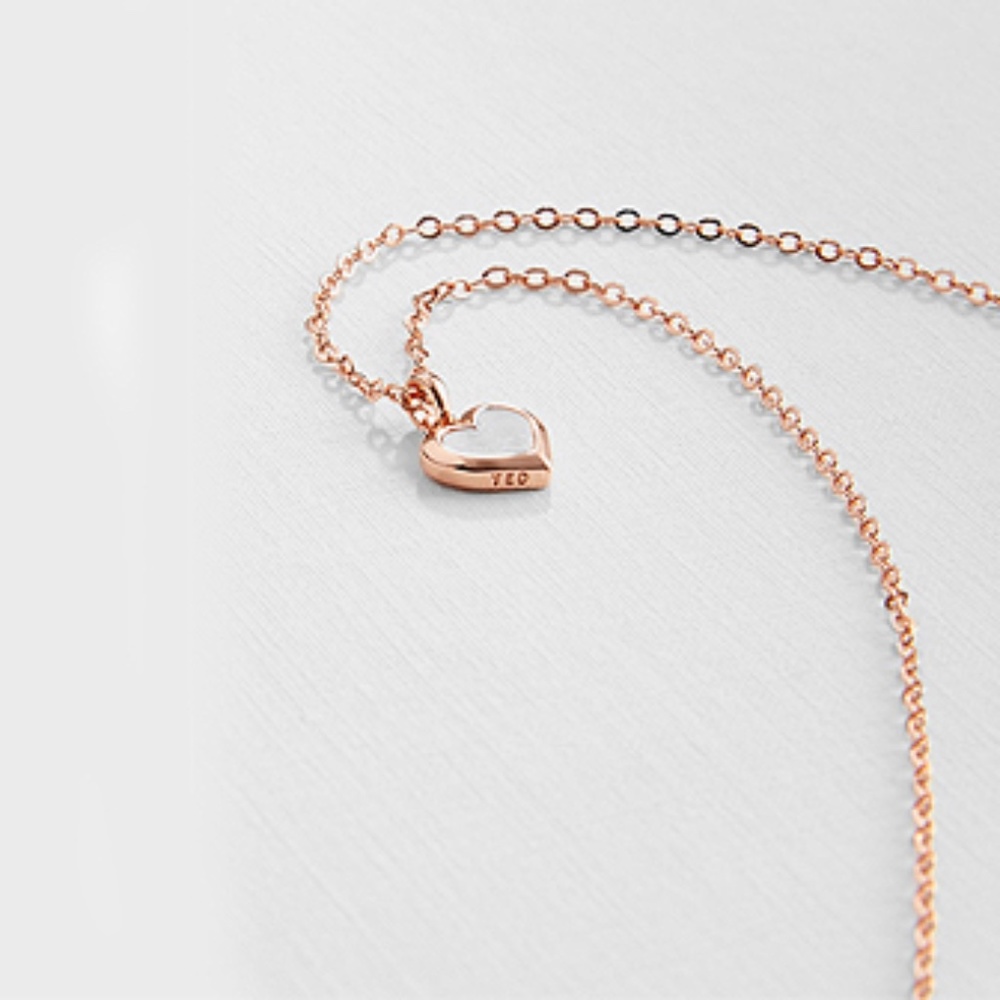 Ted Baker Hariota Mother of Pearl Heart Pendant - Picture 3 of 4